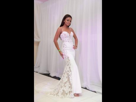 A narrow shape that flows straight down from the neckline to the hem. Ideal for lean frames, and athletic body types. Also great for hourglasses who are looking to flaunt their curves!