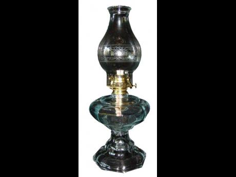 A ‘Home, Sweet Home’ lamp. 