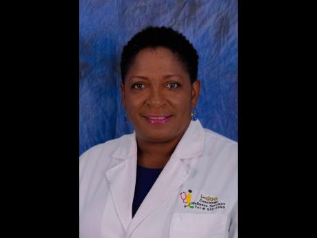 Dr Jacqueline Chambers