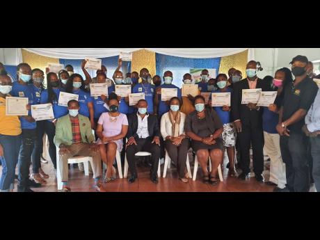 Graduants with stakeholders