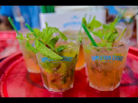 Golden Mojito.