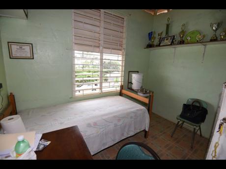 Credit: Kenyon Hemans/Photographer The principal’s office at Marlie Hill Primary School in Manchester has been converted into an isolation room for students who present with flu-symptoms when face-to-face classes resume.