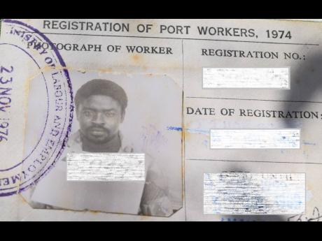 Edwards’ port registration card from 1974.