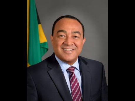 Dr Christopher Tufton