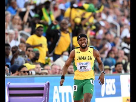 Jaheel Hyde competing in heat 1 of the men’s 400m hurdles semi-finals on Sunday in Eugene, Oregon.