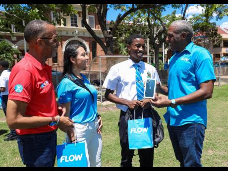Following news of the robbery of the St George’s College Manning Cup team, communications and entertainment provider Flow responded by replacing the devices of seven players who are existing Flow customers. Here, Commercial Director – Mobile, Dwight Wi