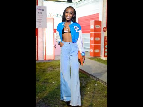 Ravers princess Desha looked ‘flairy’ as ever in VIP.