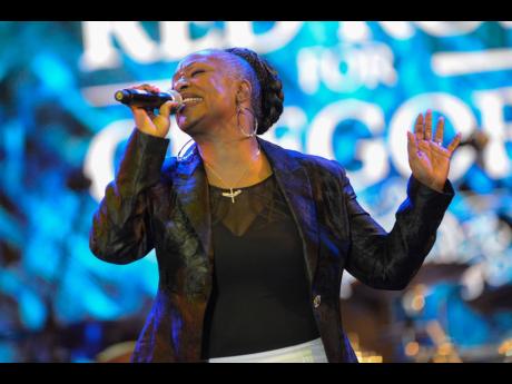 Regina Belle