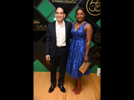 Getting in on the fun, the gold carpet saw an appearance from Dr Kevin O’Brien Chang, and his lovely wife Nicole Watson-Chang.