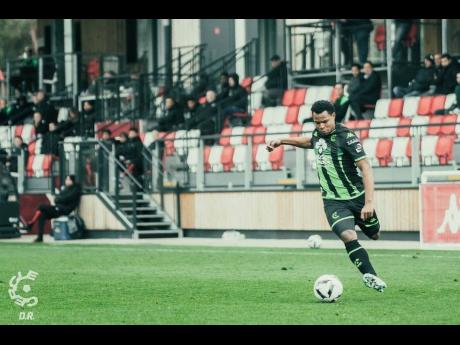 Tarick Ximines in action for Belgium Pro League club Cercle Brugge.