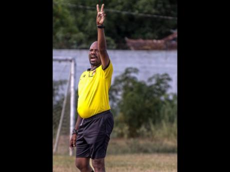 Referee Wilverglen Lamey