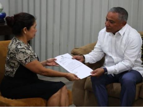 Belize's Governor General, Dame Froyla Tzalam, with Prime Minister John Briceño. 