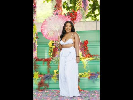Light and lovely, Quesianna Watson, marketing strategist for Warner Records, keeps it simple, yet cute.