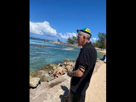 
Mr Ehrlich finds a quiet moment to connect.