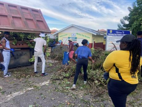 Lucky Clover Foundation volunteers at the Runaway Bay Primary and Infant School.