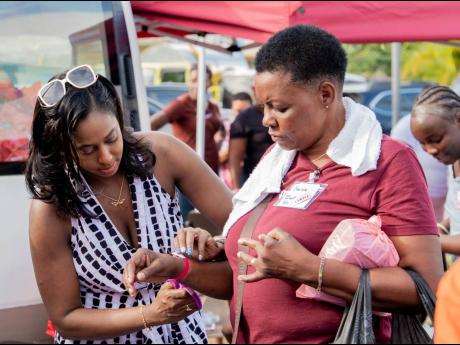 Dr Taniefa Beharie (left) and a guest.
