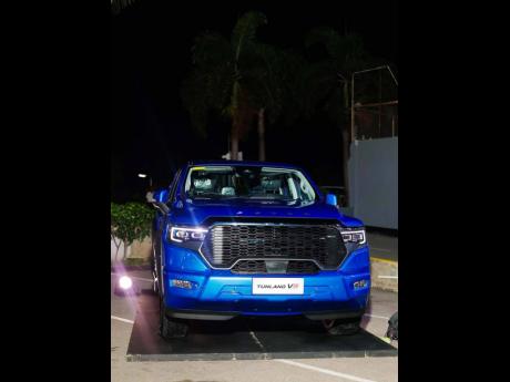 The Foton Tunland V9, finished in Diamond Blue.